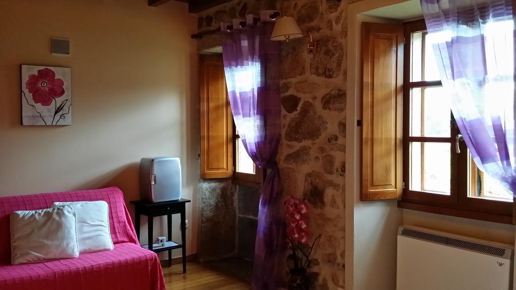 Casa Rural Vella Da Rivera O Sisto 客房 照片