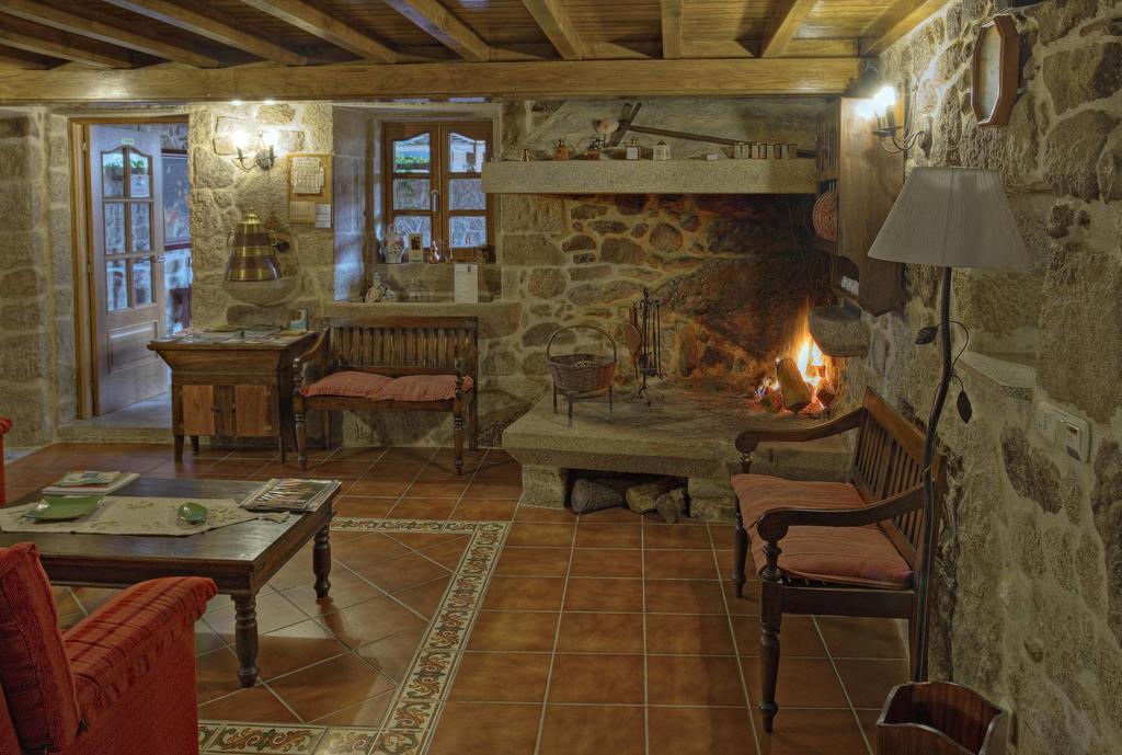 Casa Rural Vella Da Rivera O Sisto 外观 照片